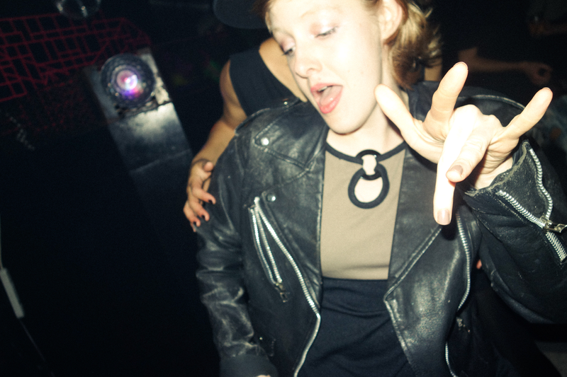 Illustration for article titled WHITE GIRL : WRAP PARTY